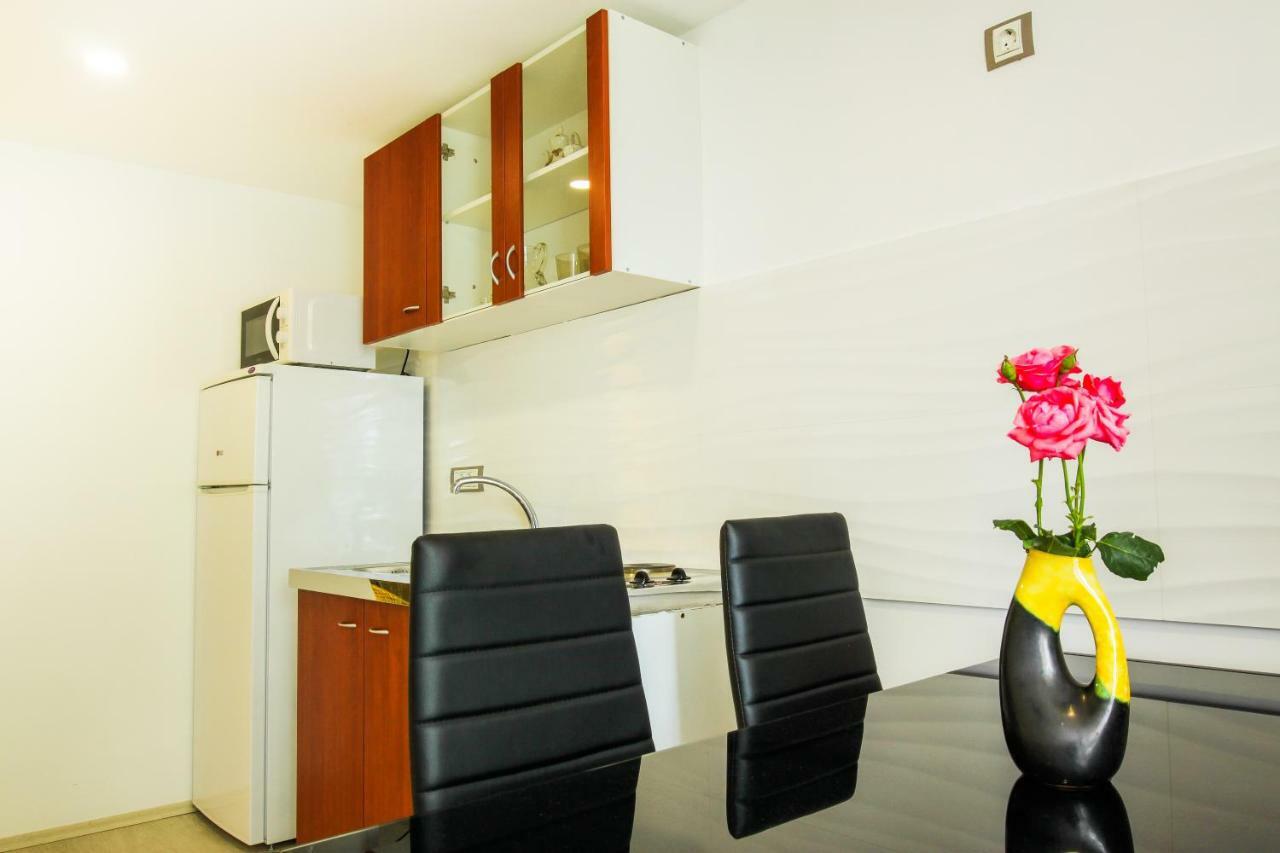 Apartment Bugenvilija Lovran Exterior foto